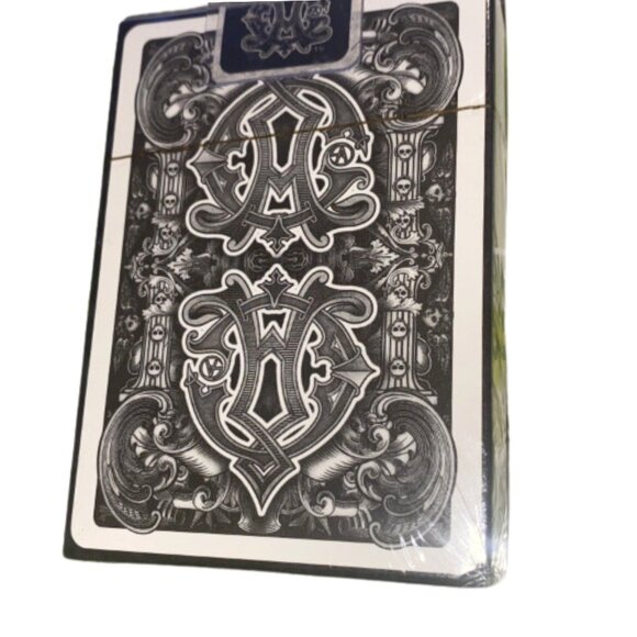 Criss Angel Playing Cards Over 100 Card Tricks - Picture 2 of 3